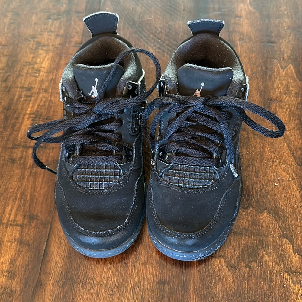 Jordan Toddler 11C Black Suede Sneakers